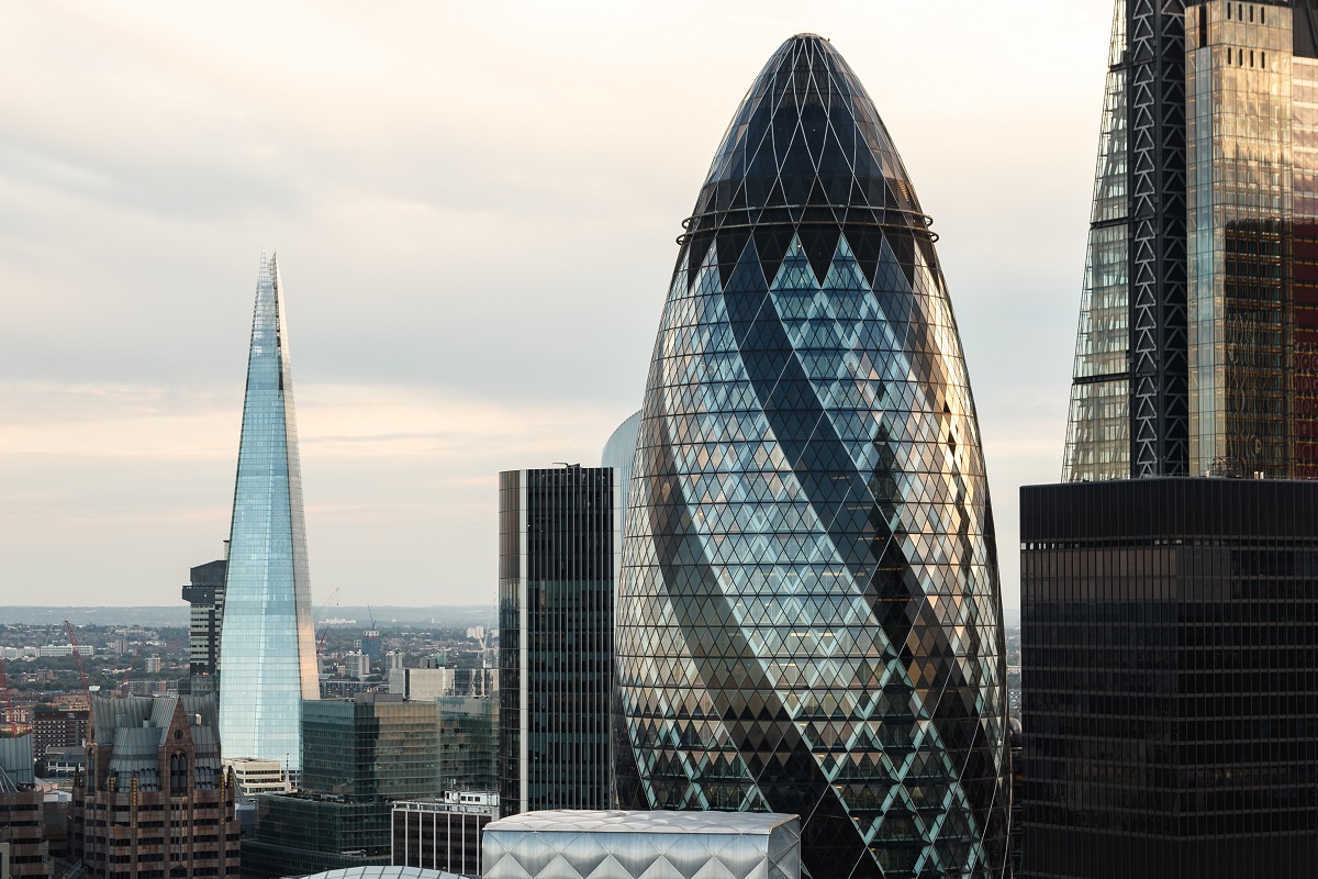 5 Cheapest Ways To Travel To London