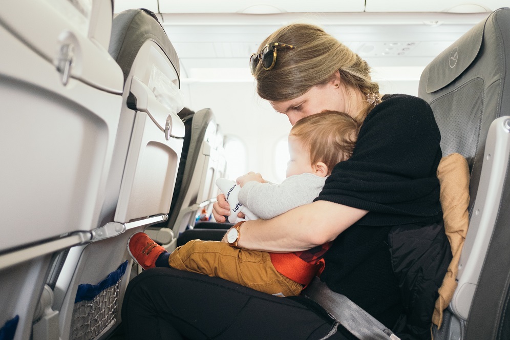 Baby Food on Plane - A Guide To Taking Your Baby in the Air