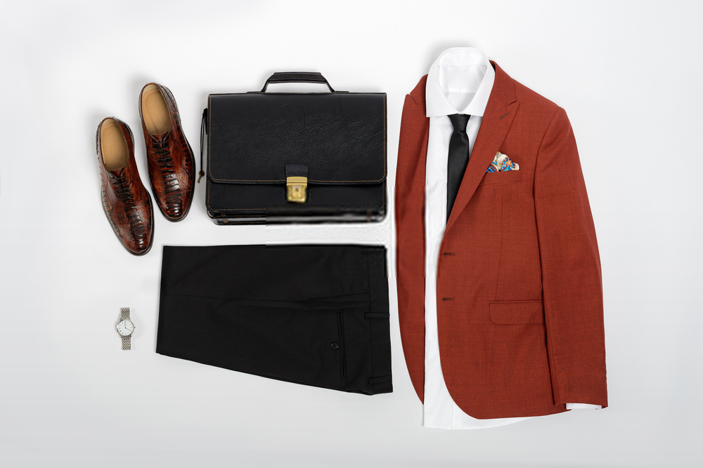 Packing A Suit Guide For Regular Travellers