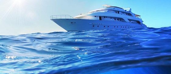 Sail on Yacht in Dubai
