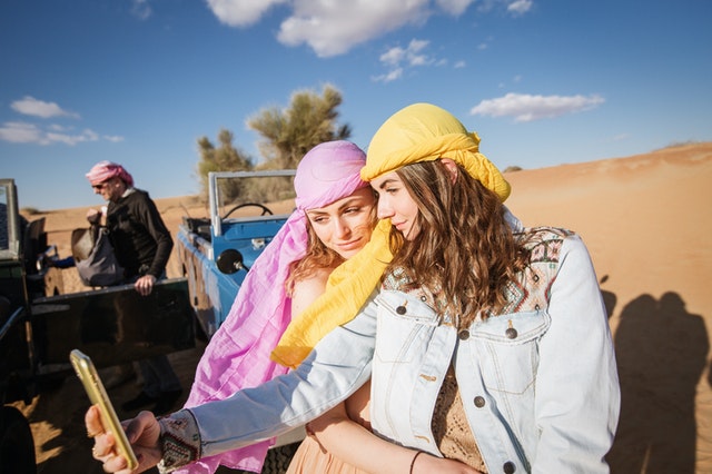 Dubai Desert Safari Guide: Tours, Tips & What to Expect