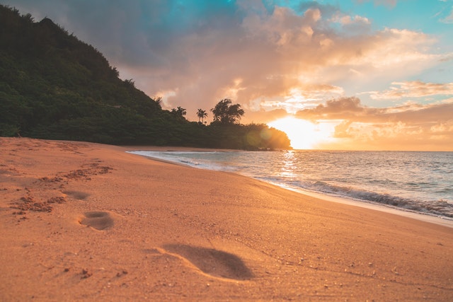 November warm weather travel planning